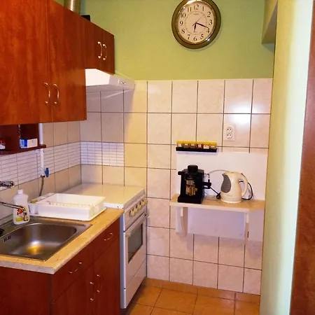Apartment Szivarvany *