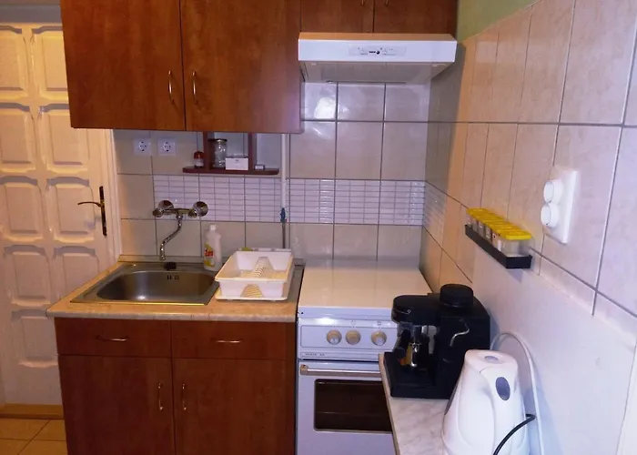 아파트 Szivarvany *