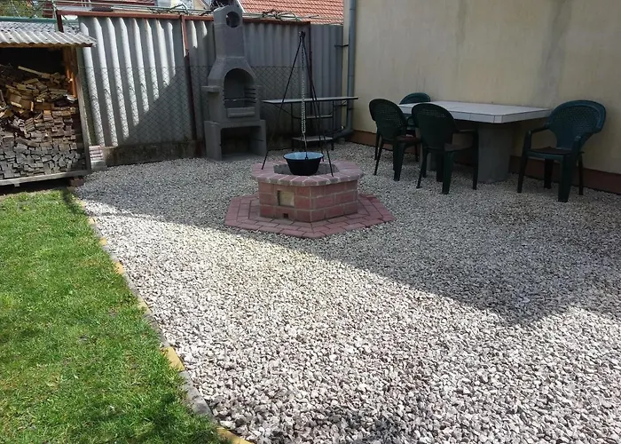 Szivarvany 아파트 *