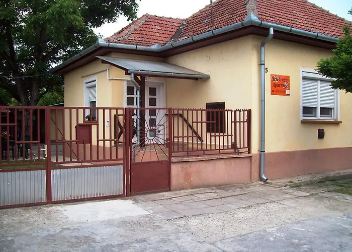 Szivarvany 아파트 귤러